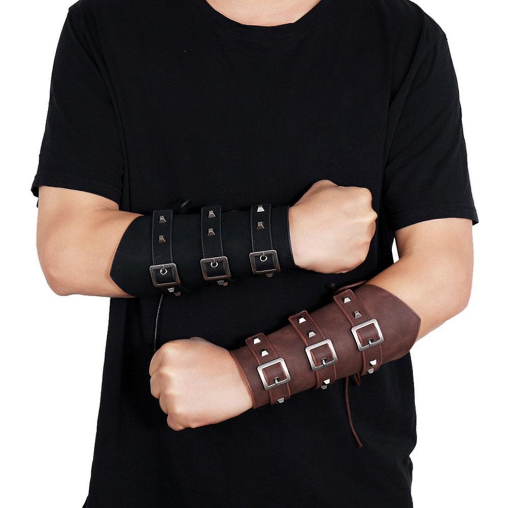 Men's Buckle Gauntlets