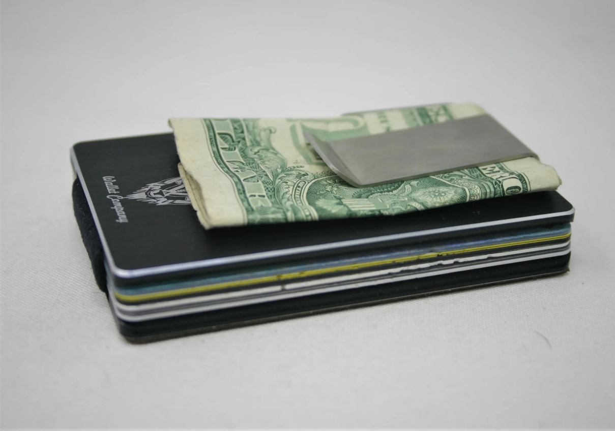 Wapiti Peaks Wolf RFID Blocking Wallet